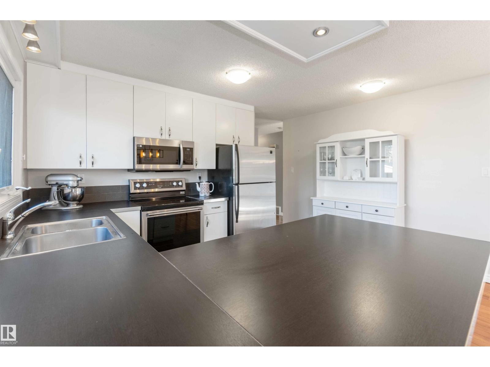 8508 43 Av Nw, Edmonton, Alberta  T6K 1B1 - Photo 11 - E4460855
