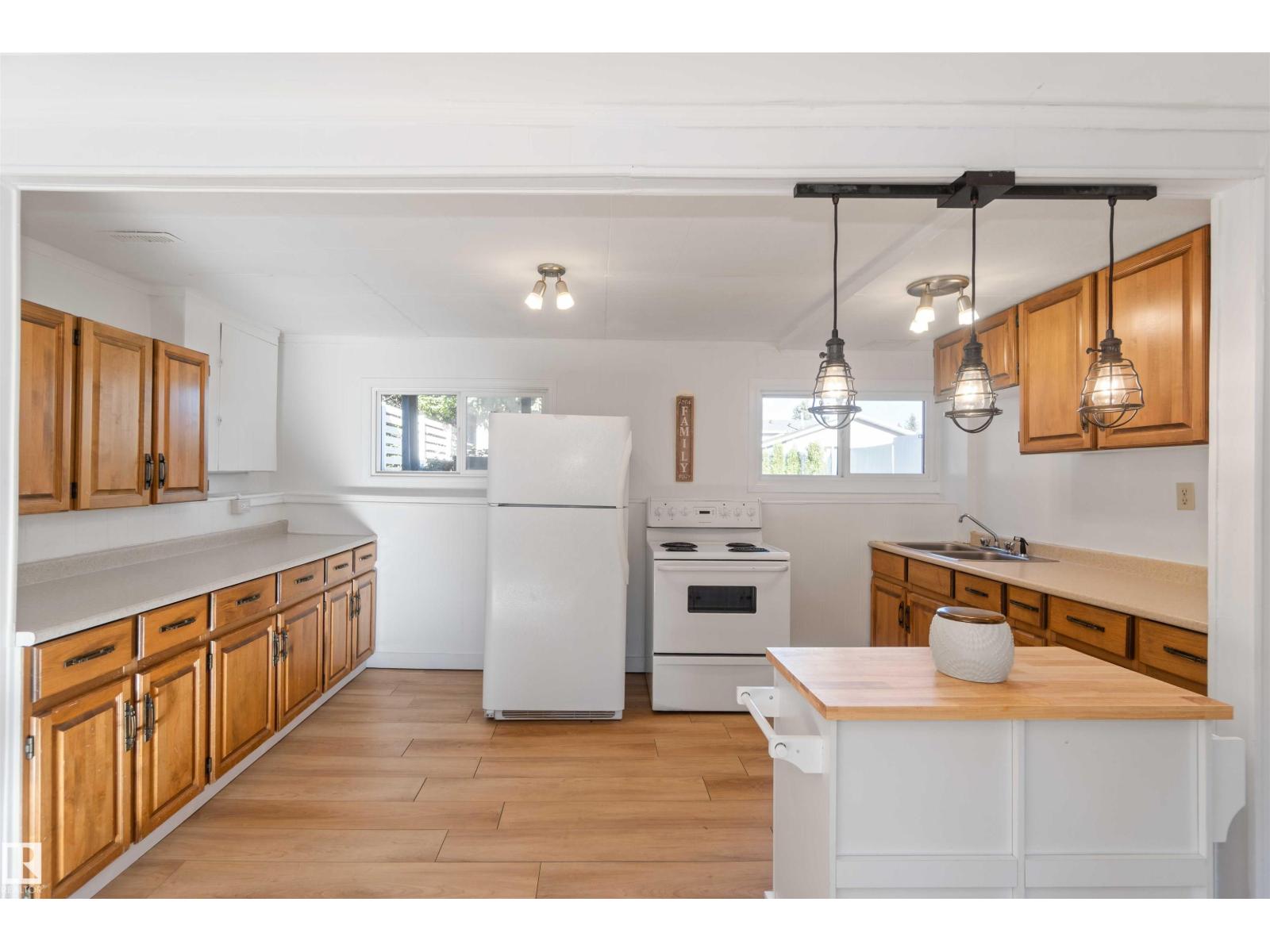 8508 43 Av Nw, Edmonton, Alberta  T6K 1B1 - Photo 48 - E4460855