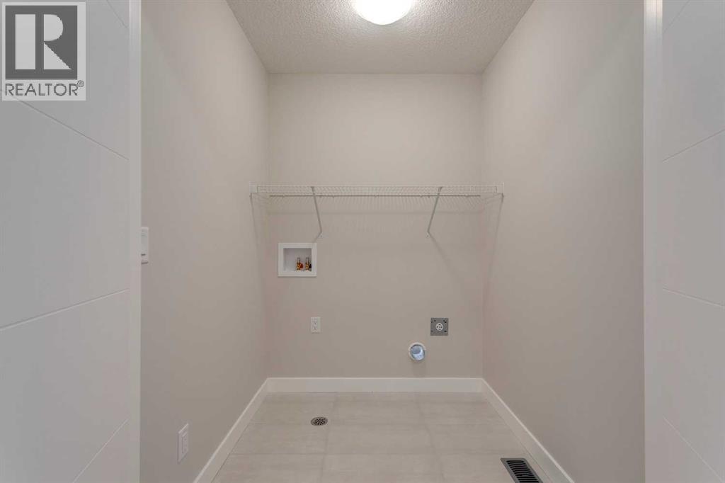 32 Willow Park Point, Cochrane, Alberta  T4C 2V3 - Photo 42 - A2253453