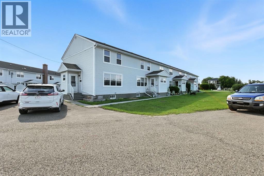24 Poplar Crescent, Springbrook, Alberta  T4S 1V3 - Photo 2 - A2262167