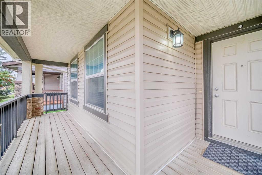 37 Panton View Nw, Calgary, Alberta  T3K 0W2 - Photo 4 - A2254483