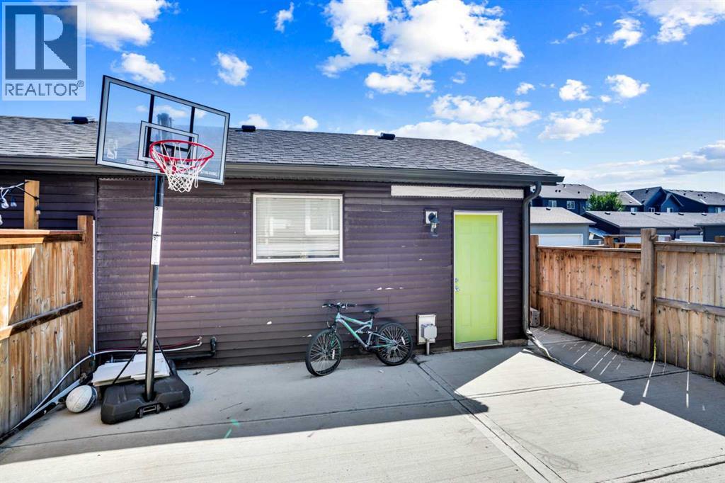 215 Savanna Parade Ne, Calgary, Alberta  T3J 0W1 - Photo 21 - A2255435
