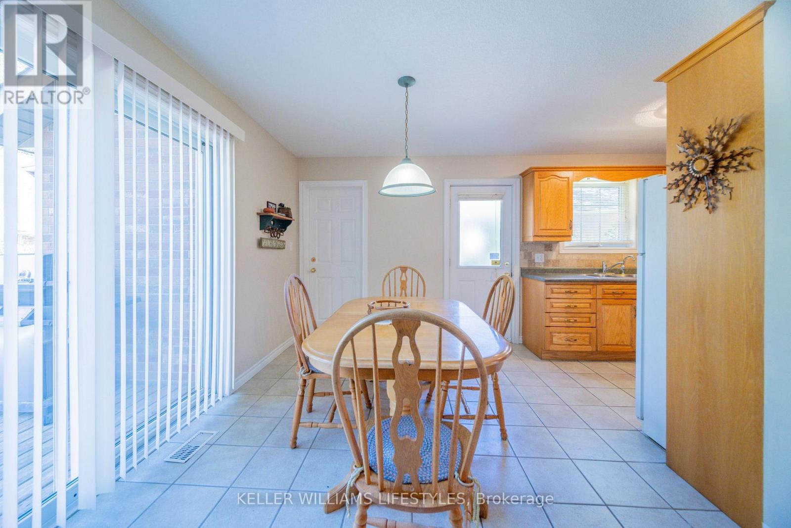 13 Ducharme Crescent, Bluewater (Bayfield), Ontario  N0M 1G0 - Photo 13 - X12445057