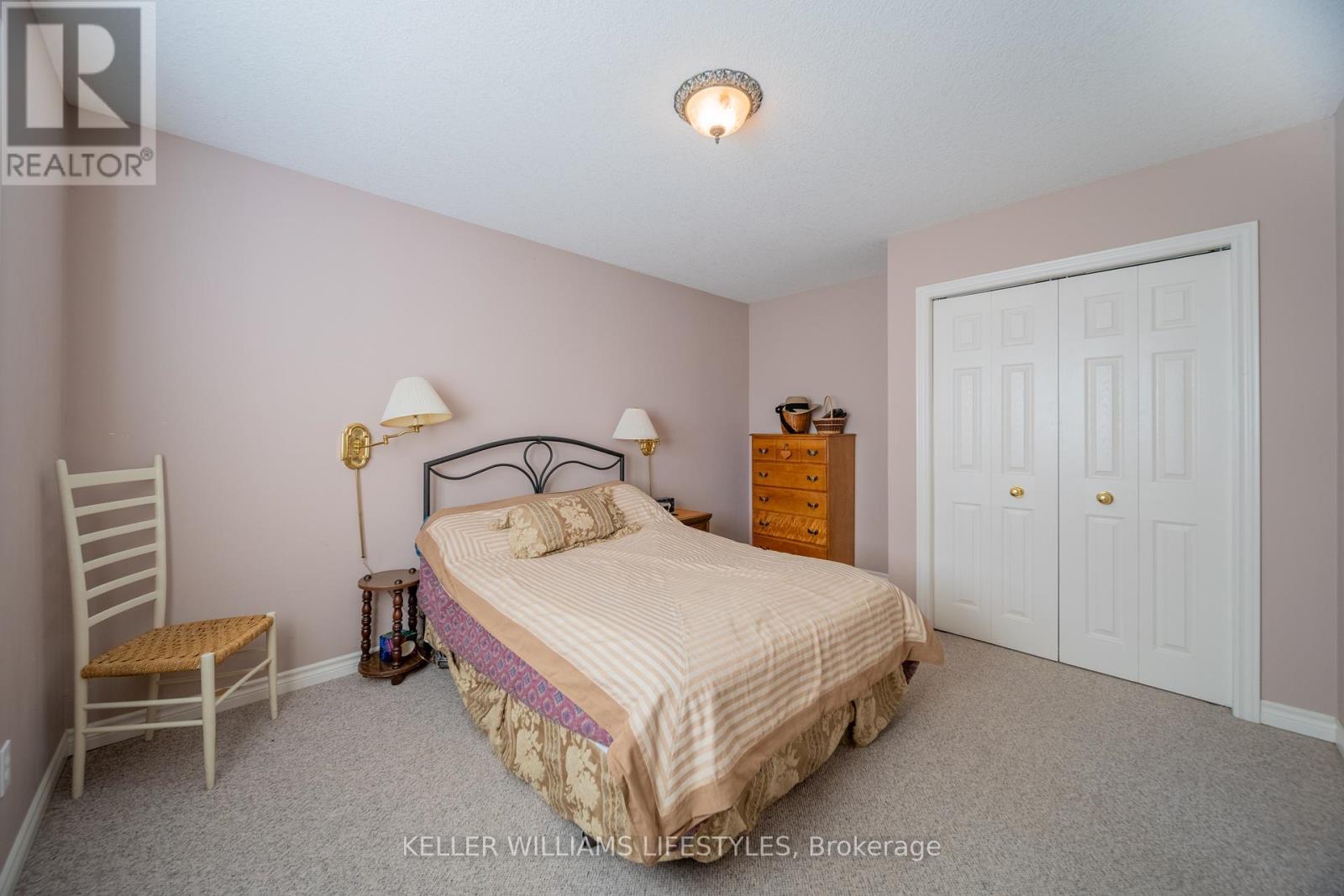 13 Ducharme Crescent, Bluewater (Bayfield), Ontario  N0M 1G0 - Photo 17 - X12445057