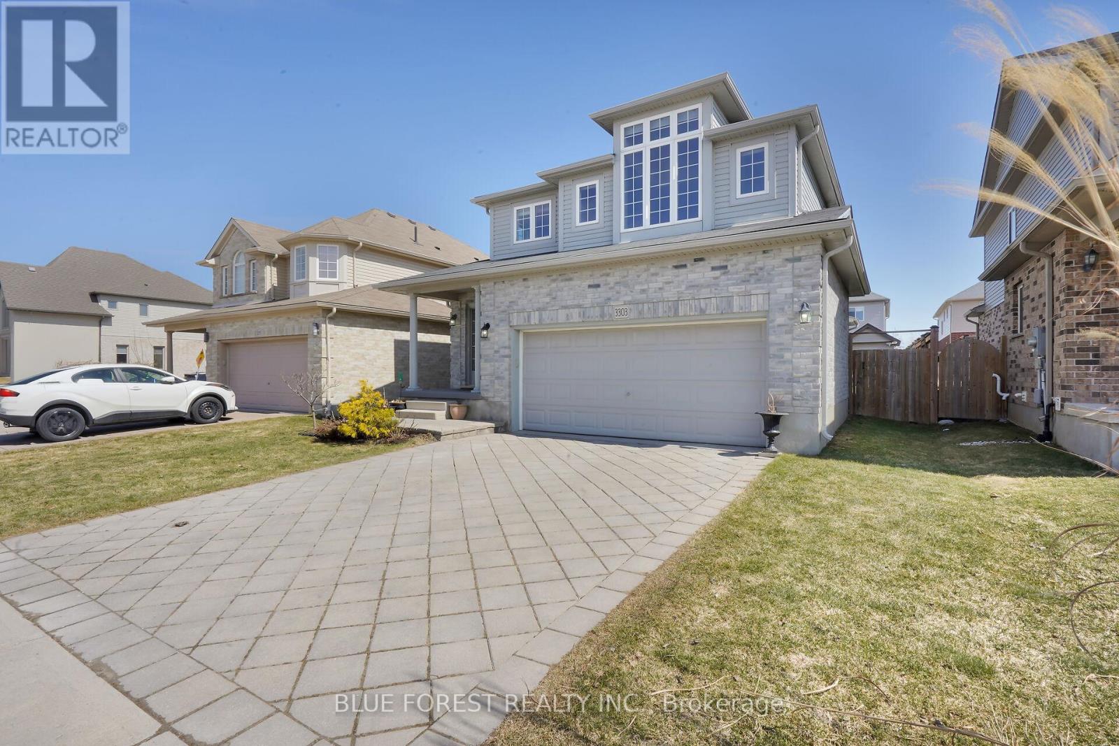 3303 Jinnies Way, London South (South W), Ontario  N6L 0B8 - Photo 2 - X12445072