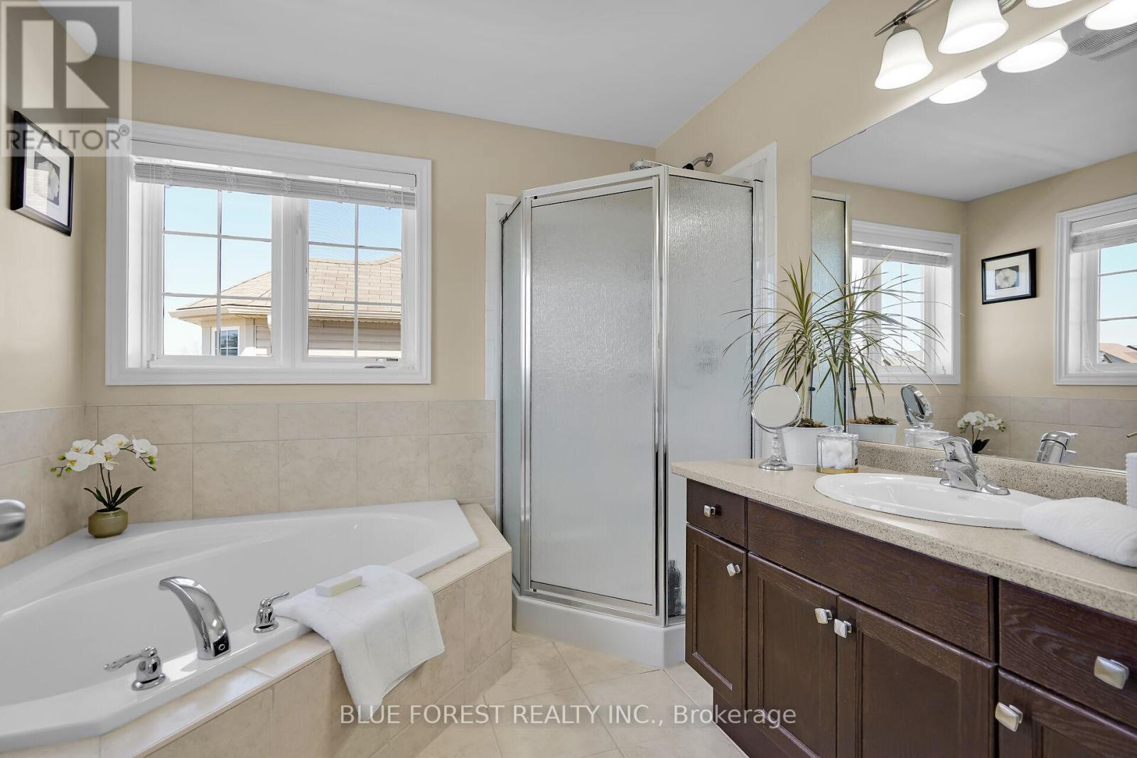 3303 Jinnies Way, London South (South W), Ontario  N6L 0B8 - Photo 24 - X12445072