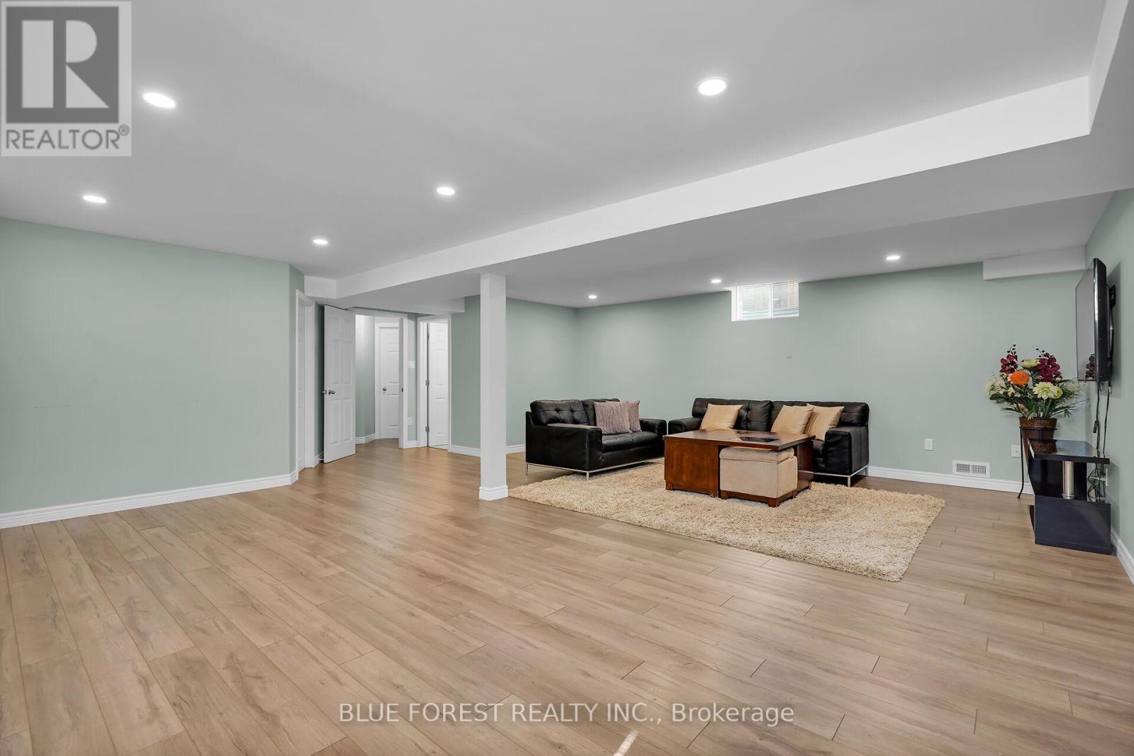 3303 Jinnies Way, London South (South W), Ontario  N6L 0B8 - Photo 34 - X12445072