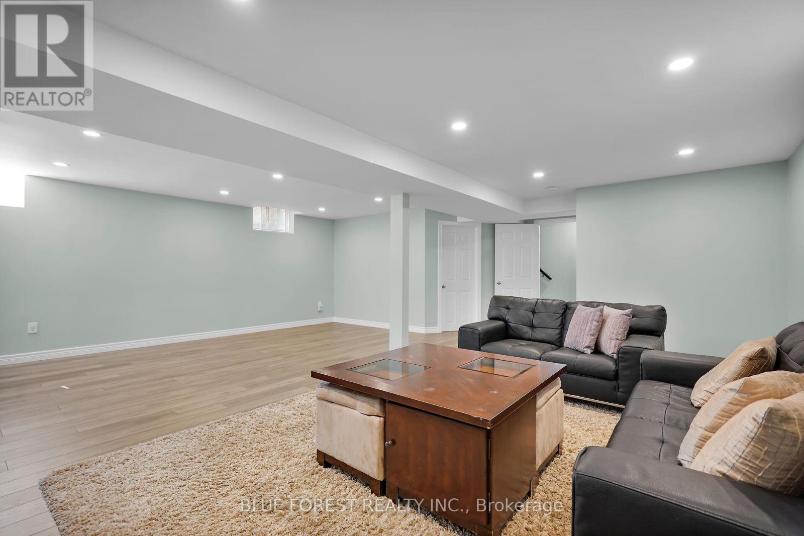 3303 Jinnies Way, London South (South W), Ontario  N6L 0B8 - Photo 36 - X12445072