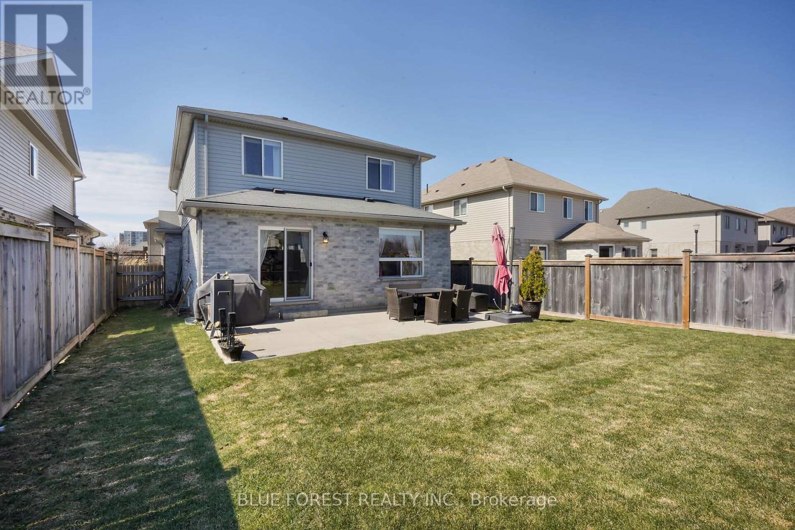 3303 Jinnies Way, London South (South W), Ontario  N6L 0B8 - Photo 42 - X12445072