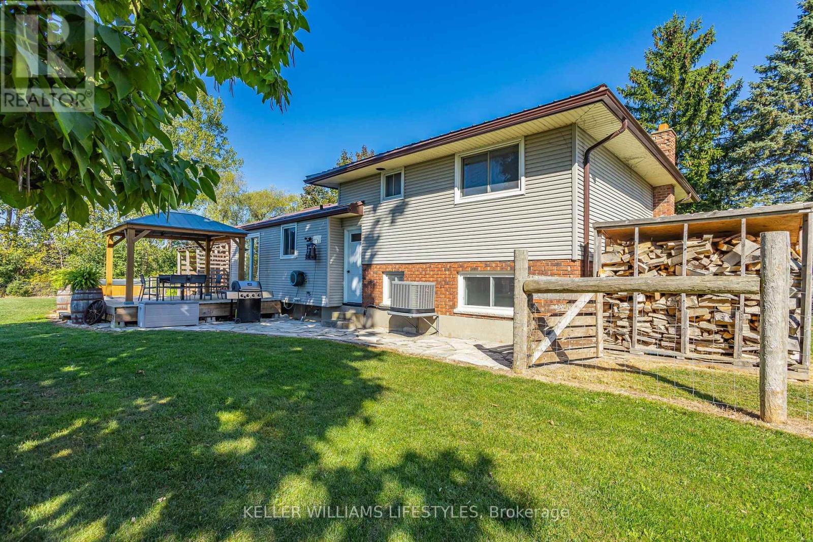 4723 Ausable Drive, North Middlesex, Ontario  N0M 1A0 - Photo 32 - X12445076