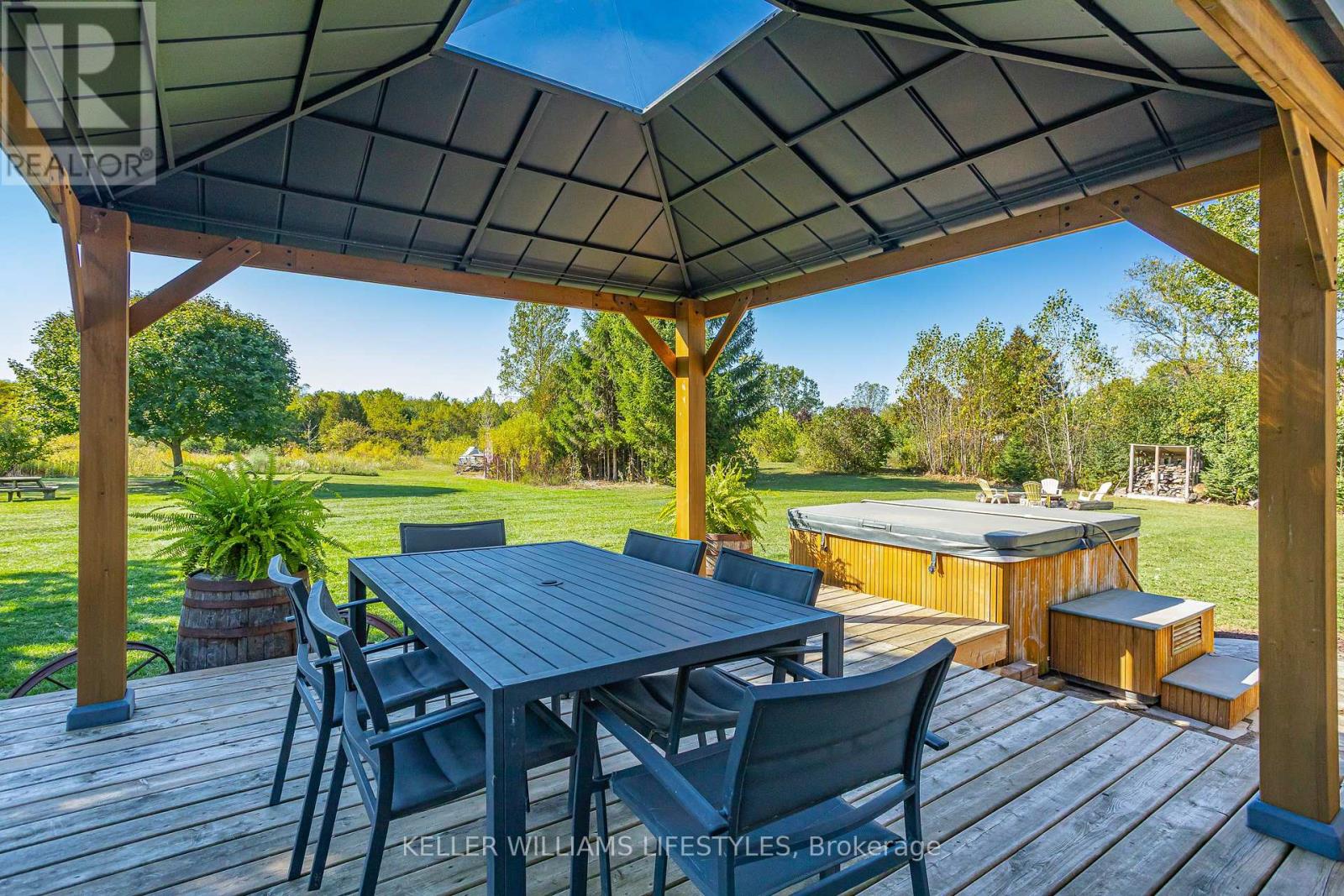 4723 Ausable Drive, North Middlesex, Ontario  N0M 1A0 - Photo 33 - X12445076