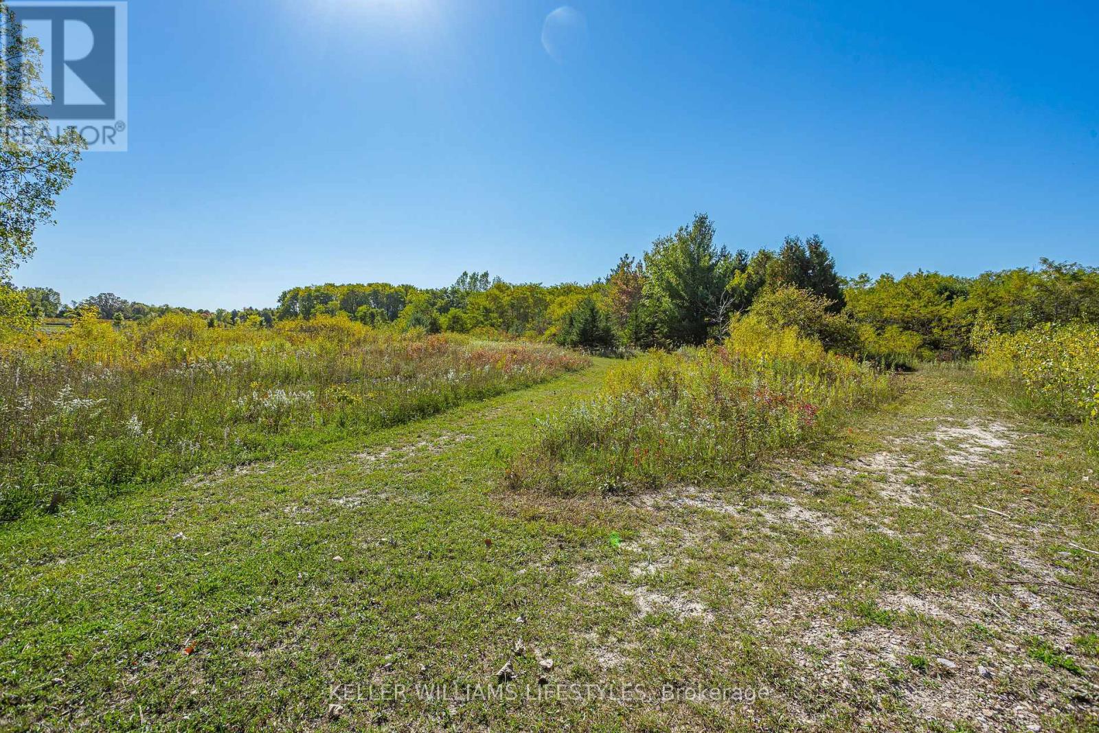4723 Ausable Drive, North Middlesex, Ontario  N0M 1A0 - Photo 36 - X12445076