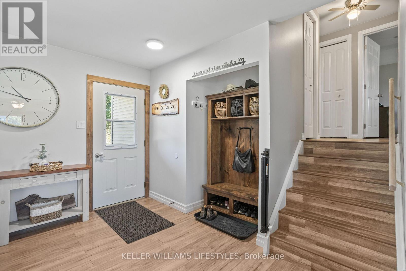 4723 Ausable Drive, North Middlesex, Ontario  N0M 1A0 - Photo 6 - X12445076