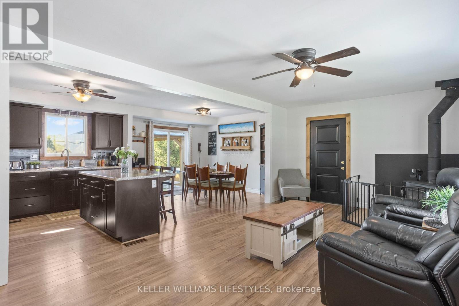 4723 Ausable Drive, North Middlesex, Ontario  N0M 1A0 - Photo 7 - X12445076