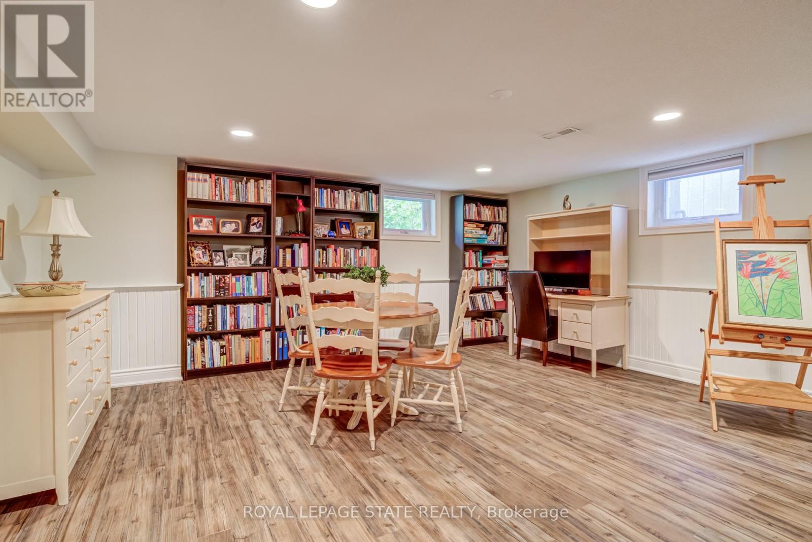 2047 Ardleigh Road, Oakville (Fd Ford), Ontario  L6J 1V6 - Photo 24 - W12444992