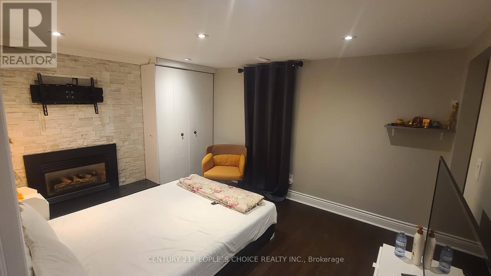 3 Erindale Crescent, Brampton, Ontario  L6W 1B4 - Photo 7 - W12444994