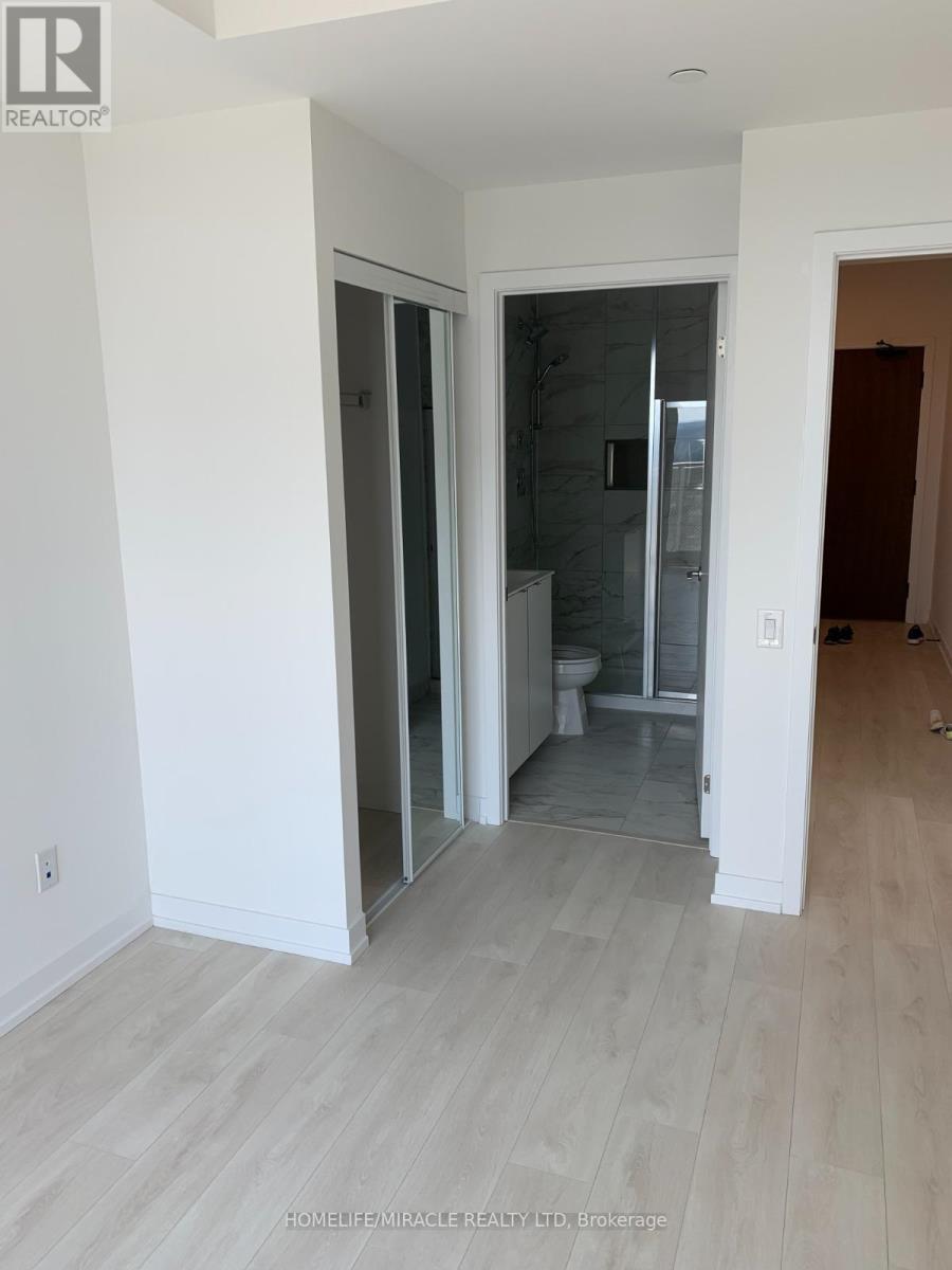 3410 - 4065 Confederation Parkway, Mississauga, Ontario  L5B 0L4 - Photo 11 - W12444996