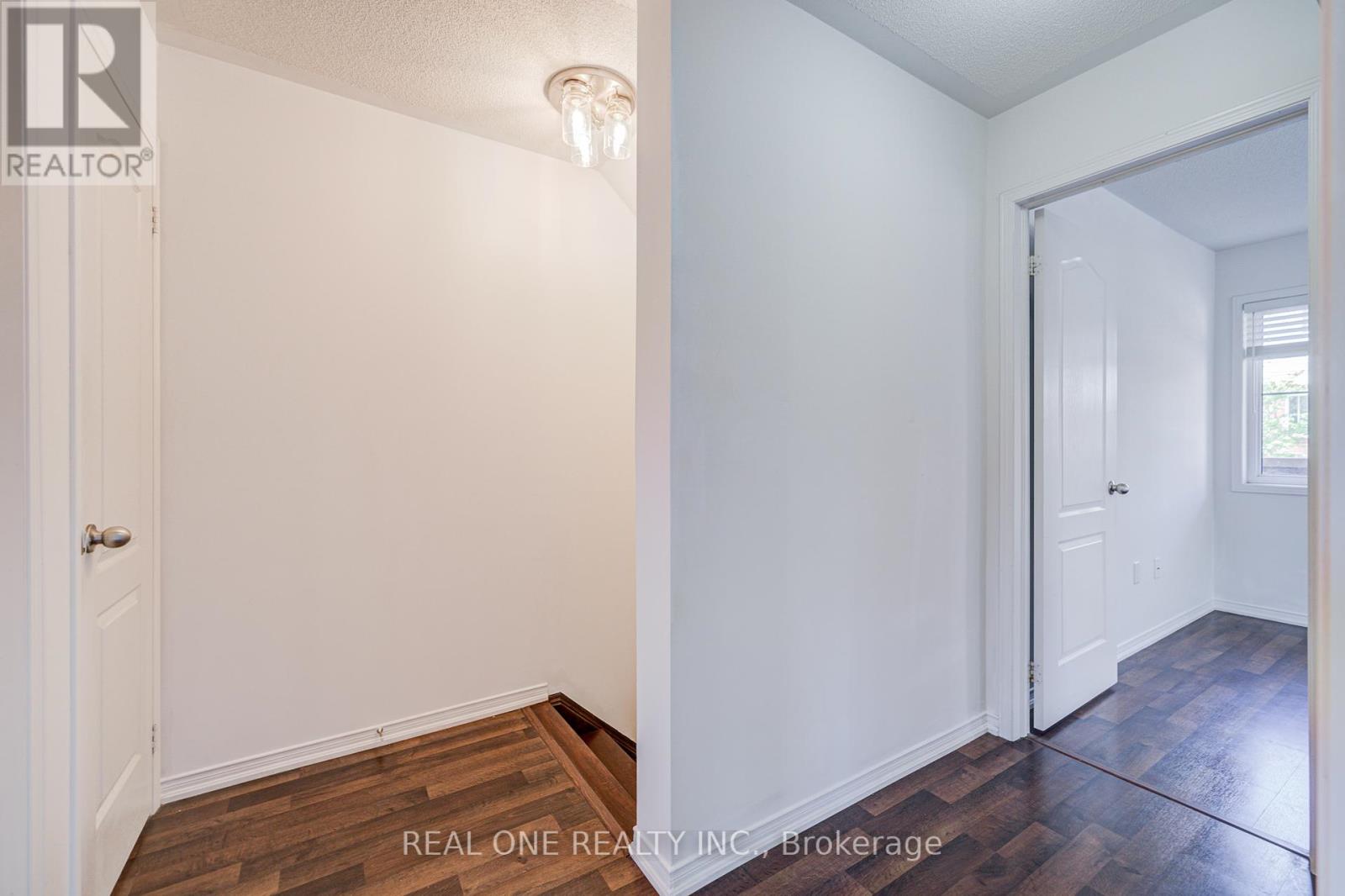 29 - 2480 Post Road, Oakville (Ro River Oaks), Ontario  L6H 0K1 - Photo 18 - W12445001