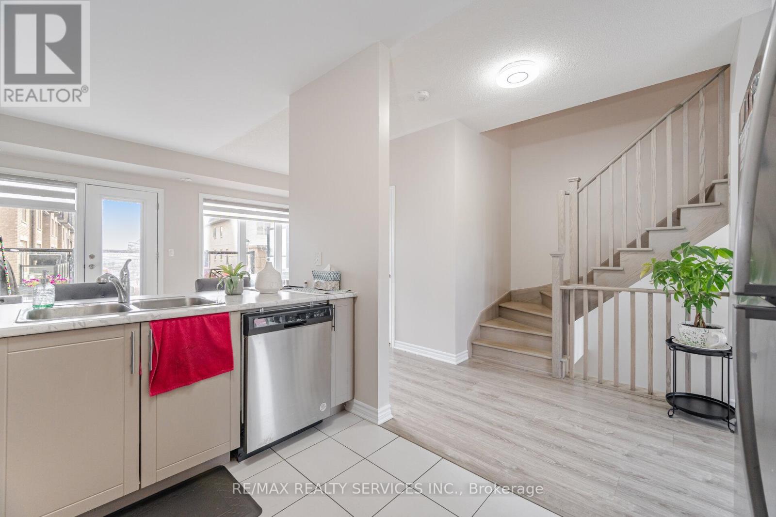 12514 Kennedy Road, Caledon, Ontario  L7C 4L6 - Photo 16 - W12445008