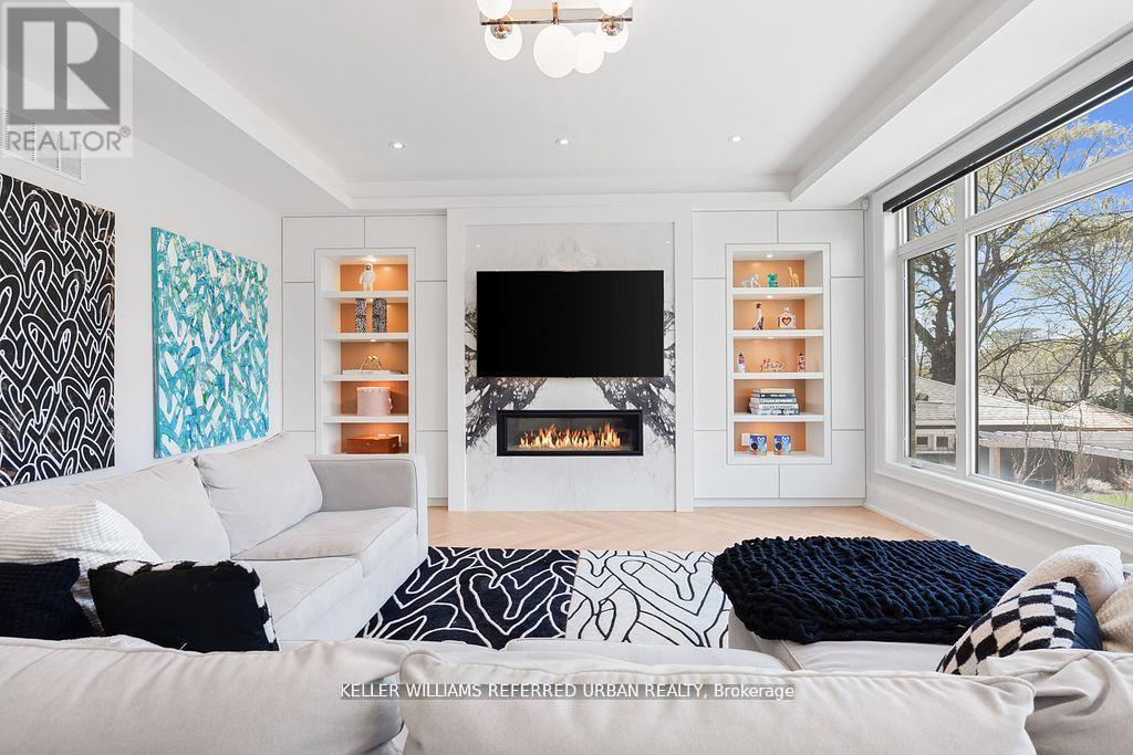 54 Cronin Drive, Toronto (Islington-City Centre West), Ontario  M9B 4V1 - Photo 11 - W12445011