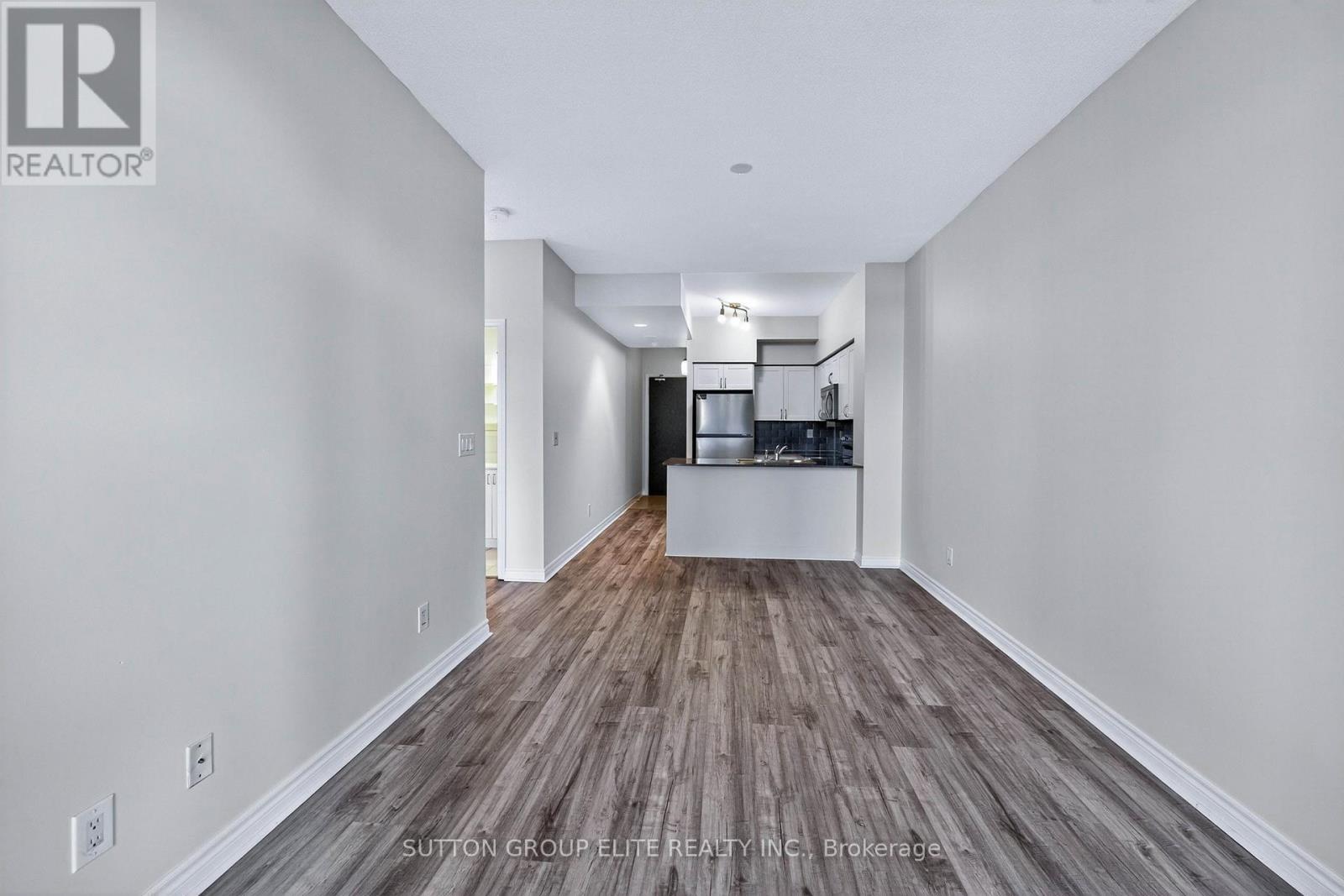 1407 - 388 Prince Of Wales Drive, Mississauga (City Centre), Ontario  L5B 0A1 - Photo 15 - W12445015