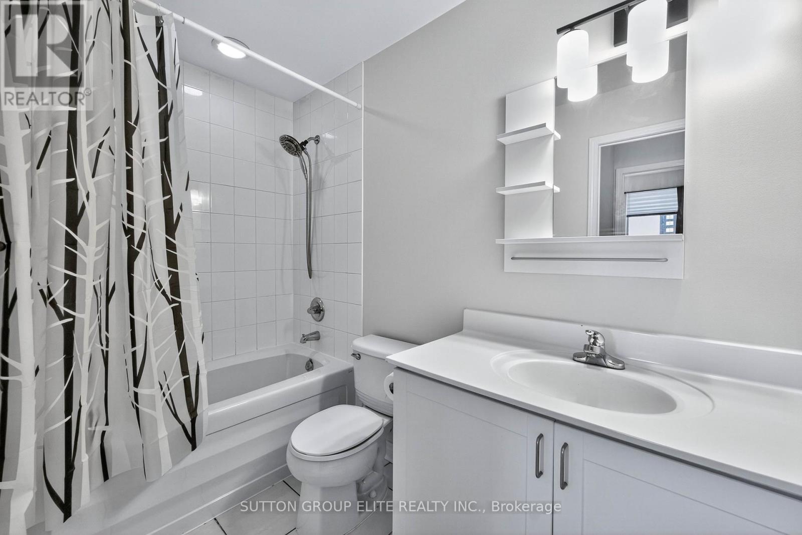 1407 - 388 Prince Of Wales Drive, Mississauga (City Centre), Ontario  L5B 0A1 - Photo 24 - W12445015