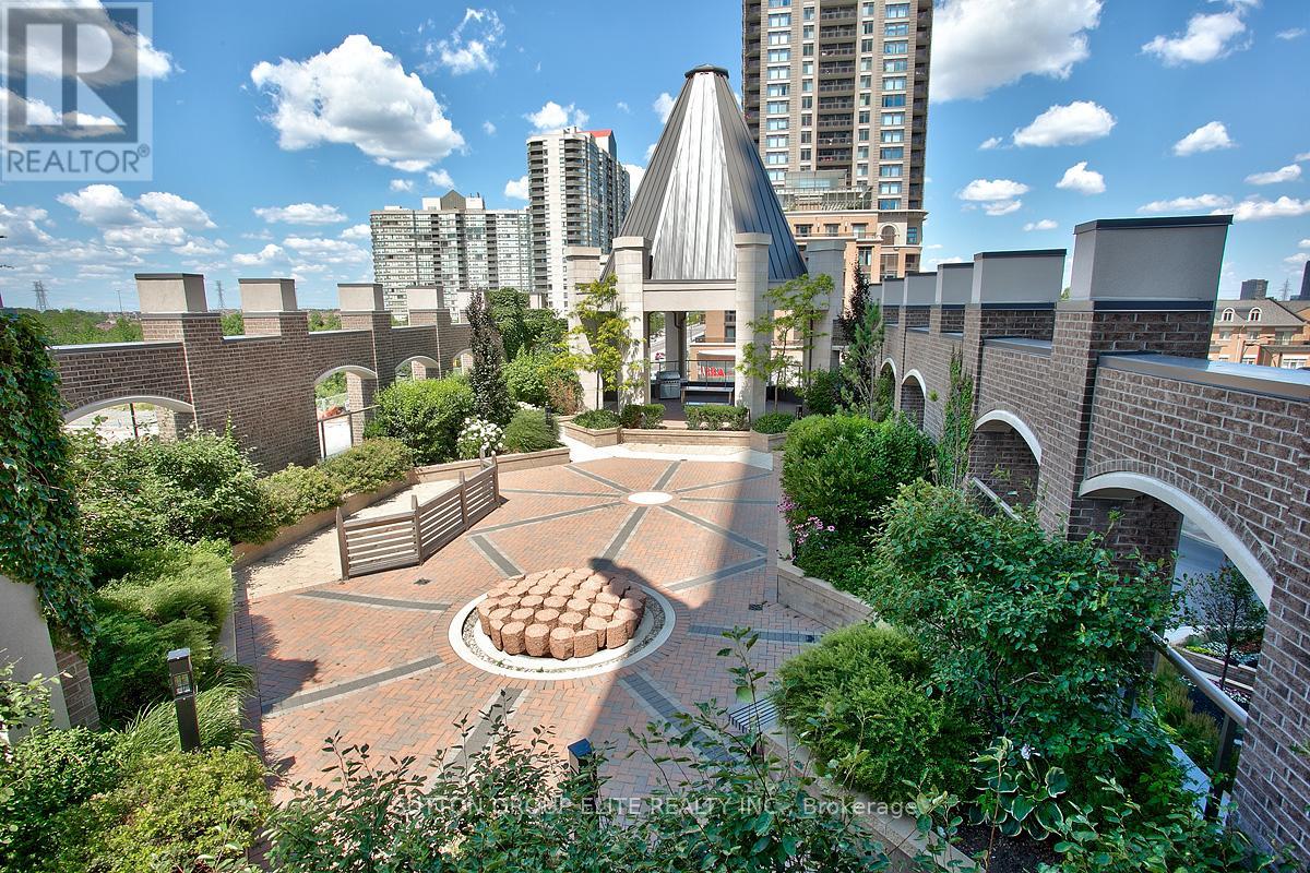 1407 - 388 Prince Of Wales Drive, Mississauga (City Centre), Ontario  L5B 0A1 - Photo 46 - W12445015