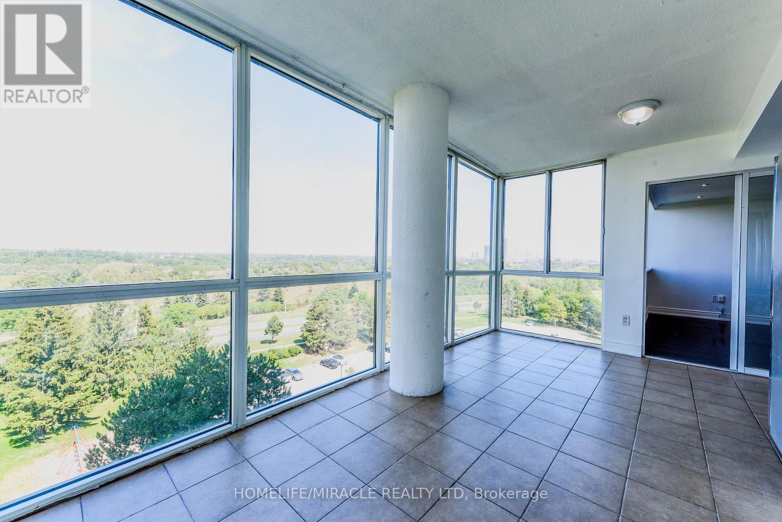 909 - 10 Markbrook Lane, Toronto, Ontario  M9V 5E3 - Photo 10 - W12445020