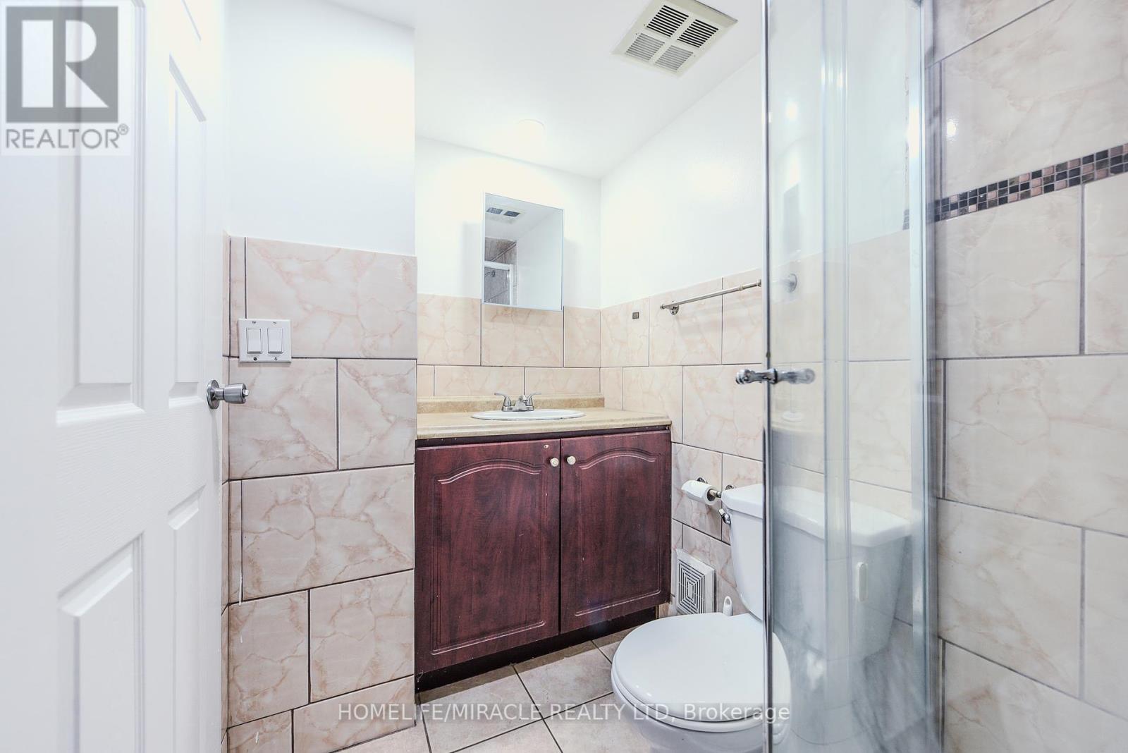 909 - 10 Markbrook Lane, Toronto, Ontario  M9V 5E3 - Photo 15 - W12445020