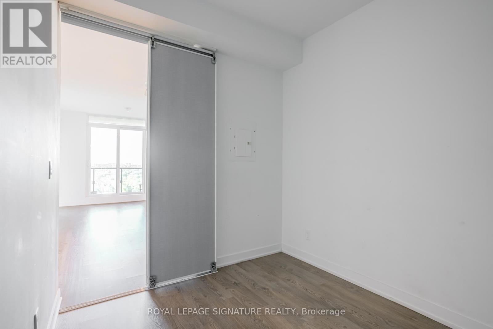 2217 - 1926 Lake Shore Boulevard W, Toronto (High Park-Swansea), Ontario  M6S 1A1 - Photo 23 - W12445028