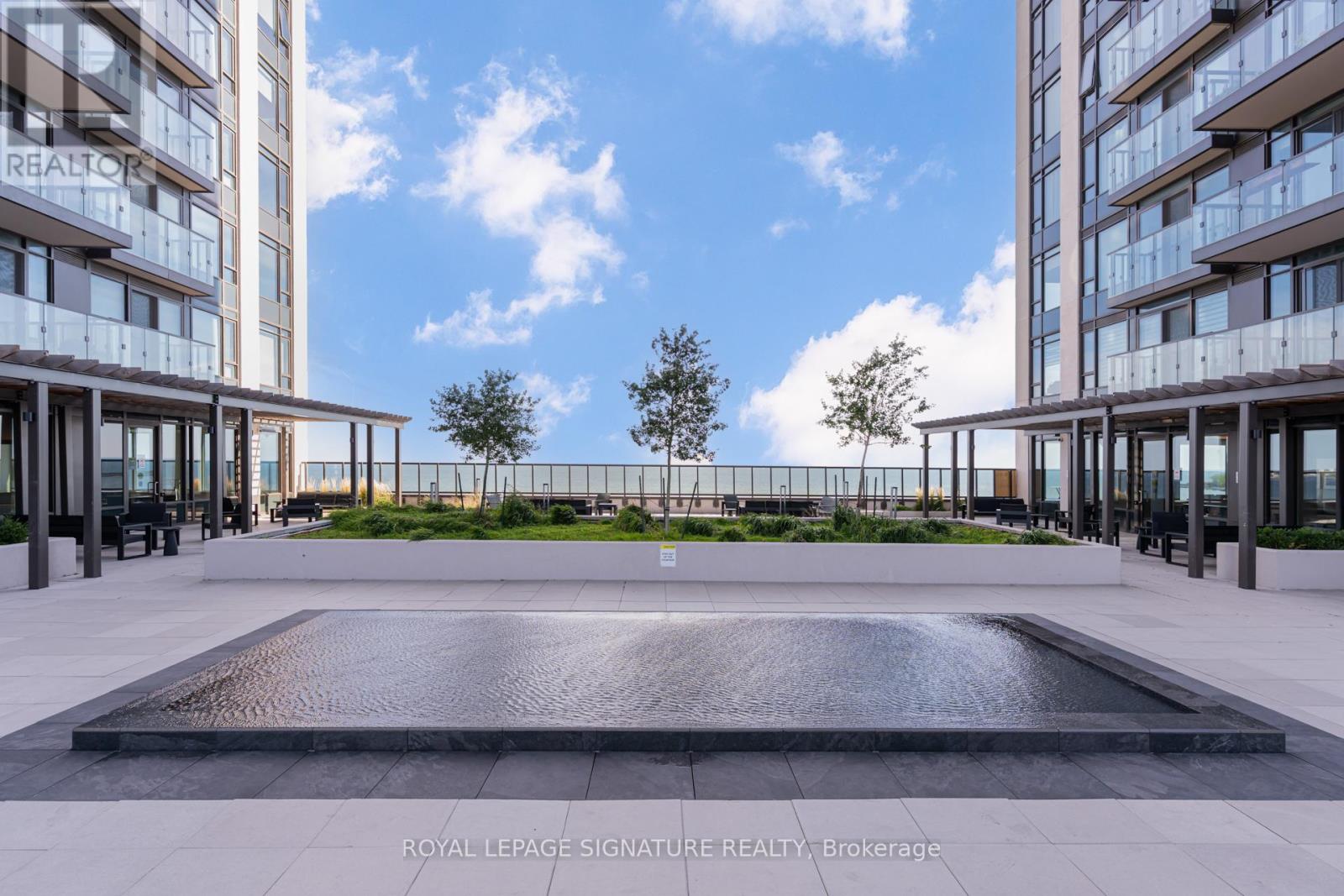 2217 - 1926 Lake Shore Boulevard W, Toronto (High Park-Swansea), Ontario  M6S 1A1 - Photo 45 - W12445028
