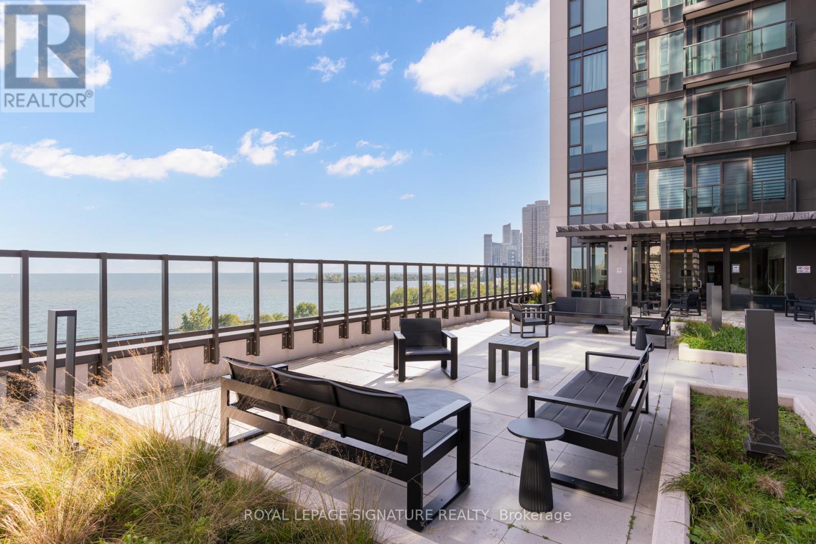 2217 - 1926 Lake Shore Boulevard W, Toronto (High Park-Swansea), Ontario  M6S 1A1 - Photo 47 - W12445028