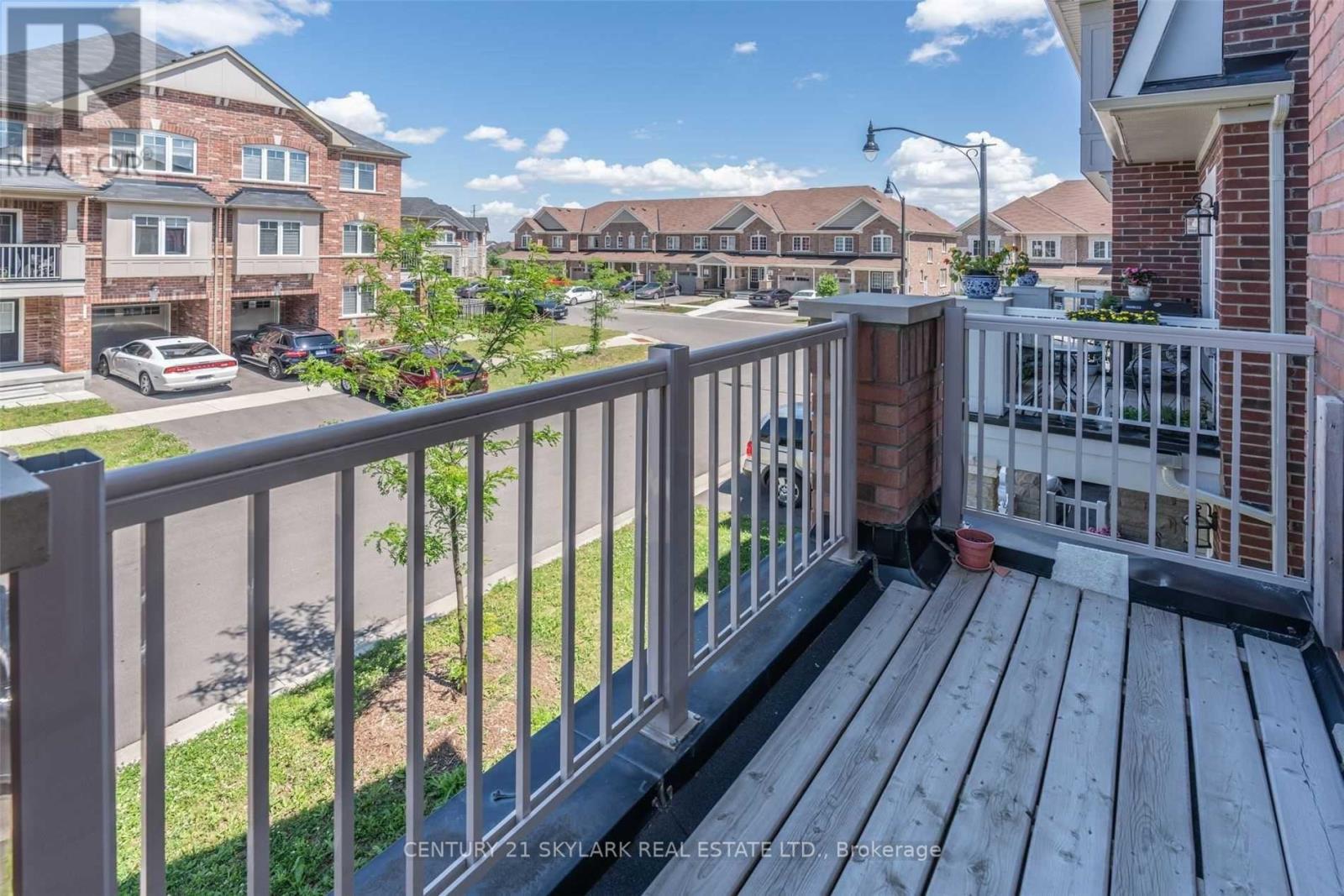 6 Francesco Street, Brampton, Ontario  L7A 0C7 - Photo 3 - W12445034