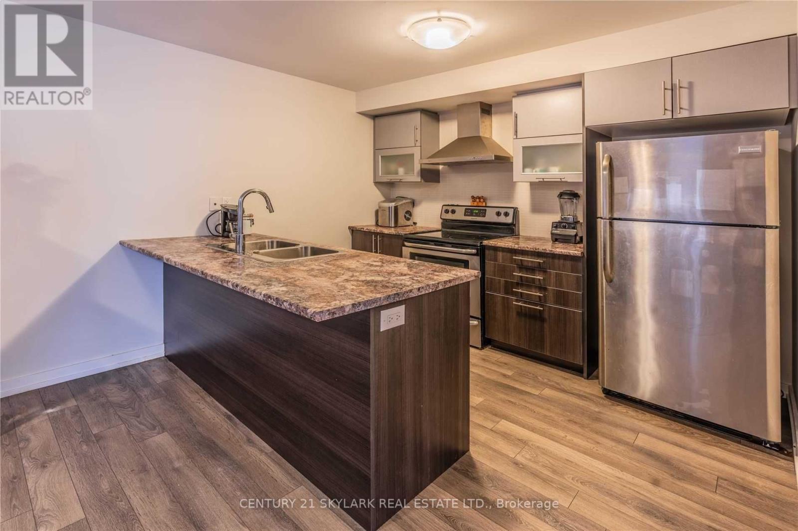 6 Francesco Street, Brampton, Ontario  L7A 0C7 - Photo 9 - W12445034