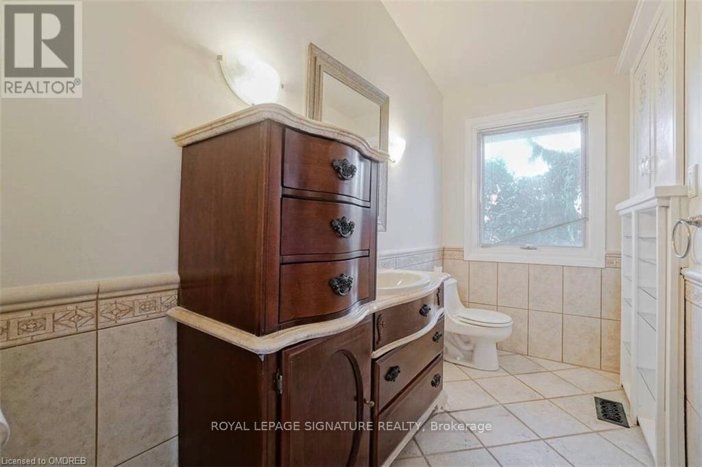 (Main) - 14 Burnhamthorpe Road W, Oakville, Ontario  L6M 4K4 - Photo 15 - W12445045