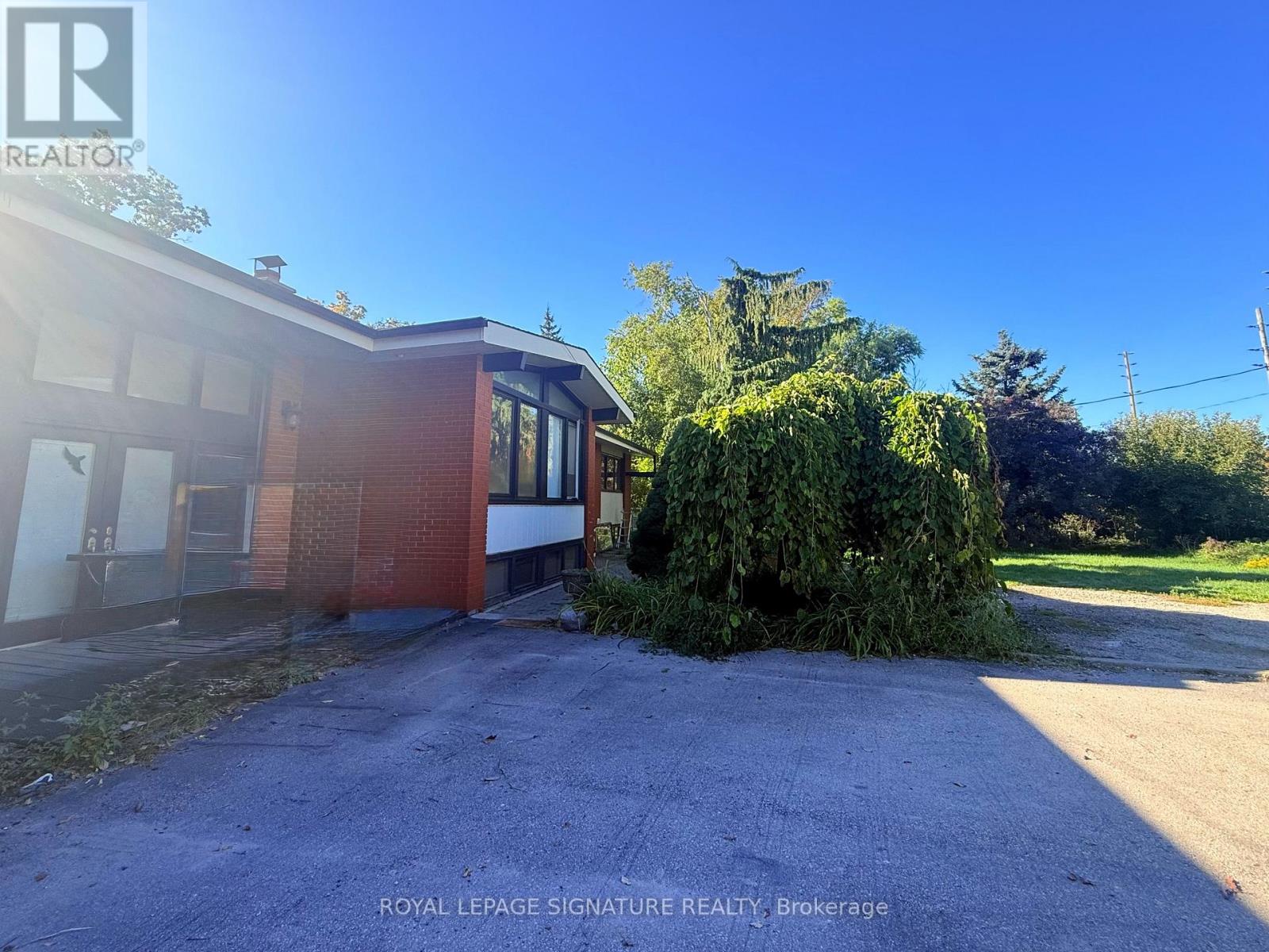 (Main) - 14 Burnhamthorpe Road W, Oakville, Ontario  L6M 4K4 - Photo 2 - W12445045