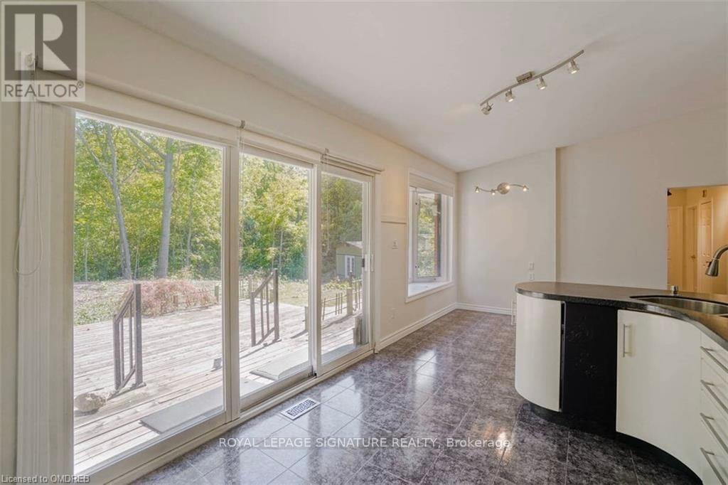(Main) - 14 Burnhamthorpe Road W, Oakville, Ontario  L6M 4K4 - Photo 6 - W12445045