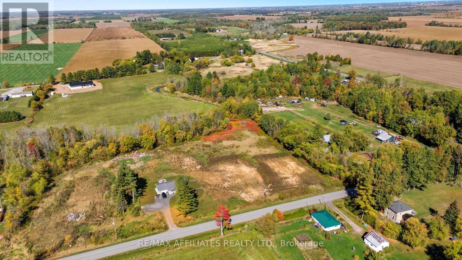 000 Hanesville Road, South Dundas, Ontario  K0E 1C0 - Photo 2 - X12445077