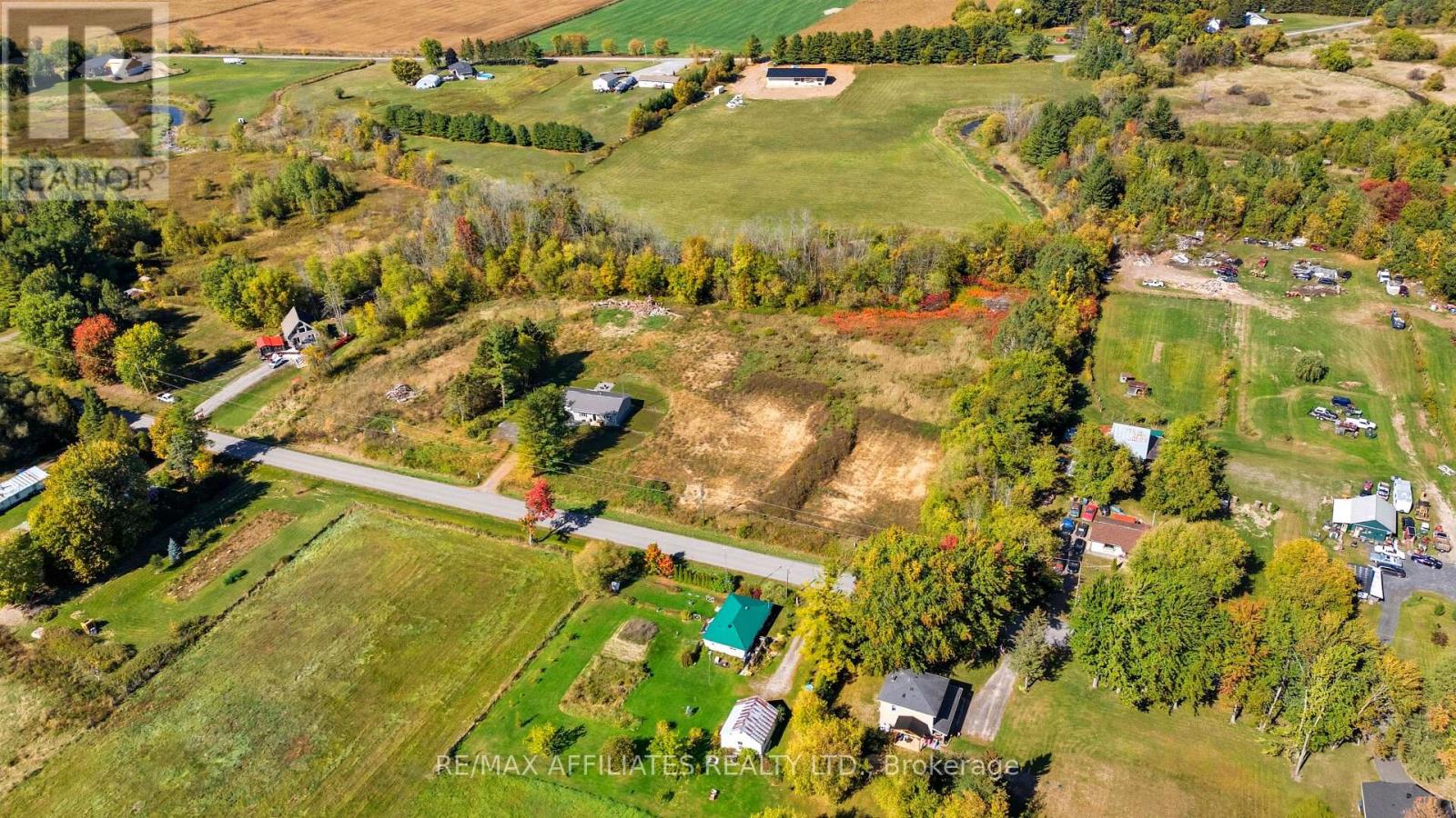 000 Hanesville Road, South Dundas, Ontario  K0E 1C0 - Photo 3 - X12445077