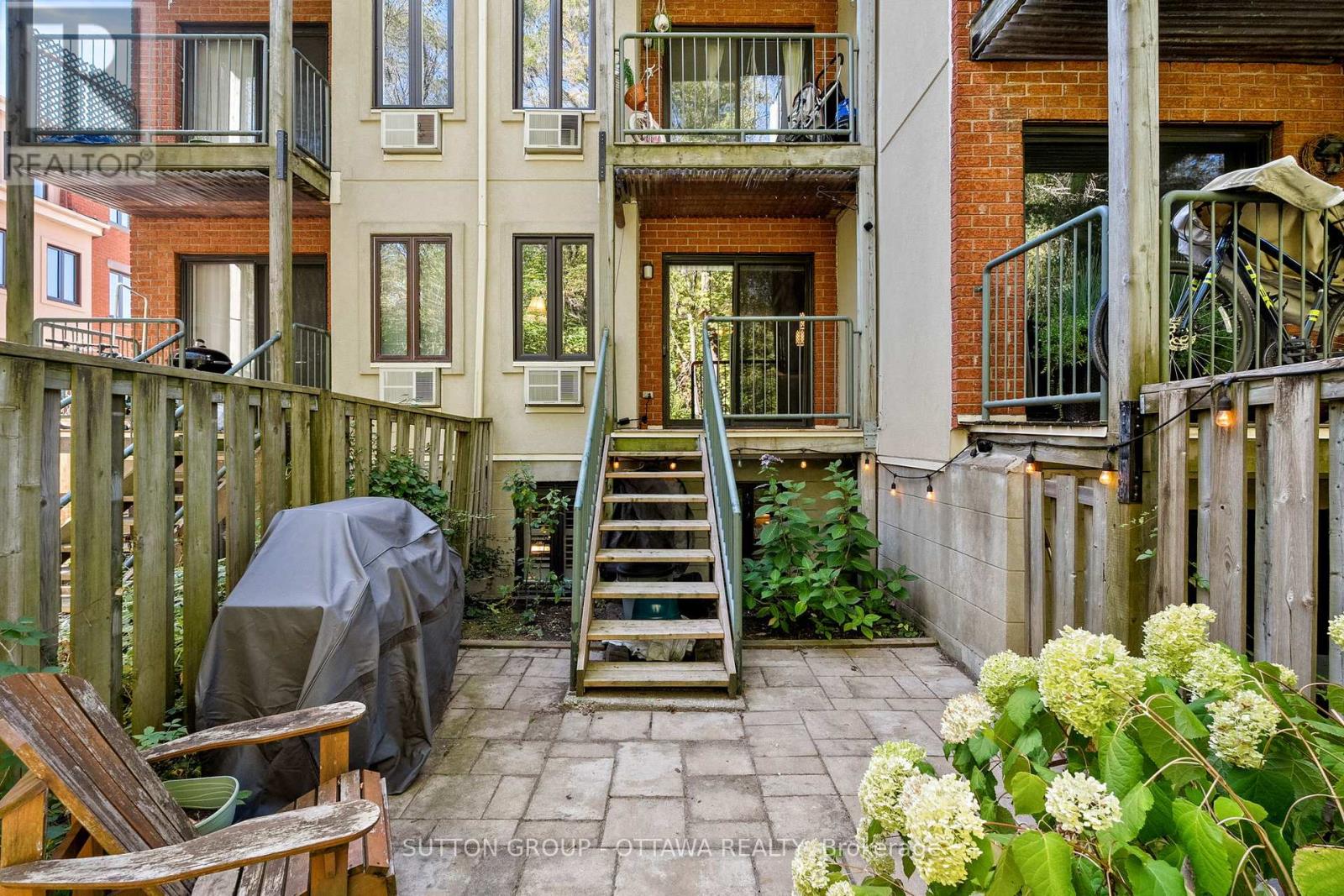 25 Crispin Private, Ottawa, Ontario  K1K 2T7 - Photo 36 - X12445080