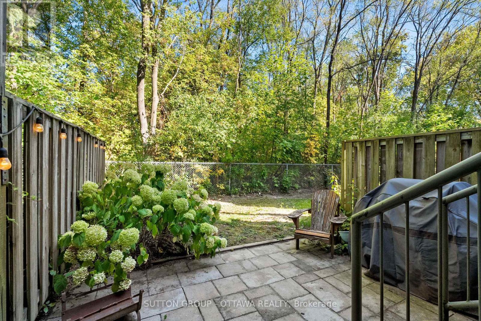 25 Crispin Private, Ottawa, Ontario  K1K 2T7 - Photo 38 - X12445080