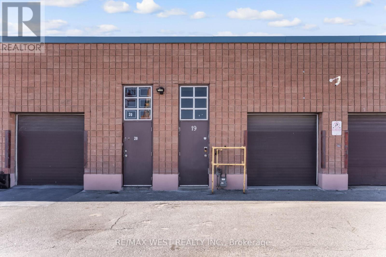 19 - 1662 Bonhill Road, Mississauga, Ontario  L5T 1E1 - Photo 28 - W12369714