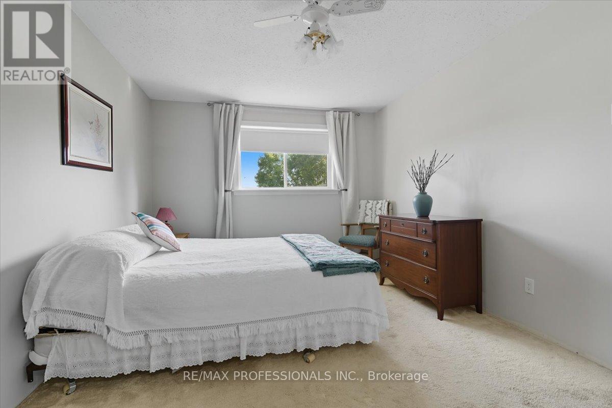 369 The Captain's Cor, Kawartha Lakes (Bobcaygeon), Ontario  K0M 1A0 - Photo 29 - X12445048