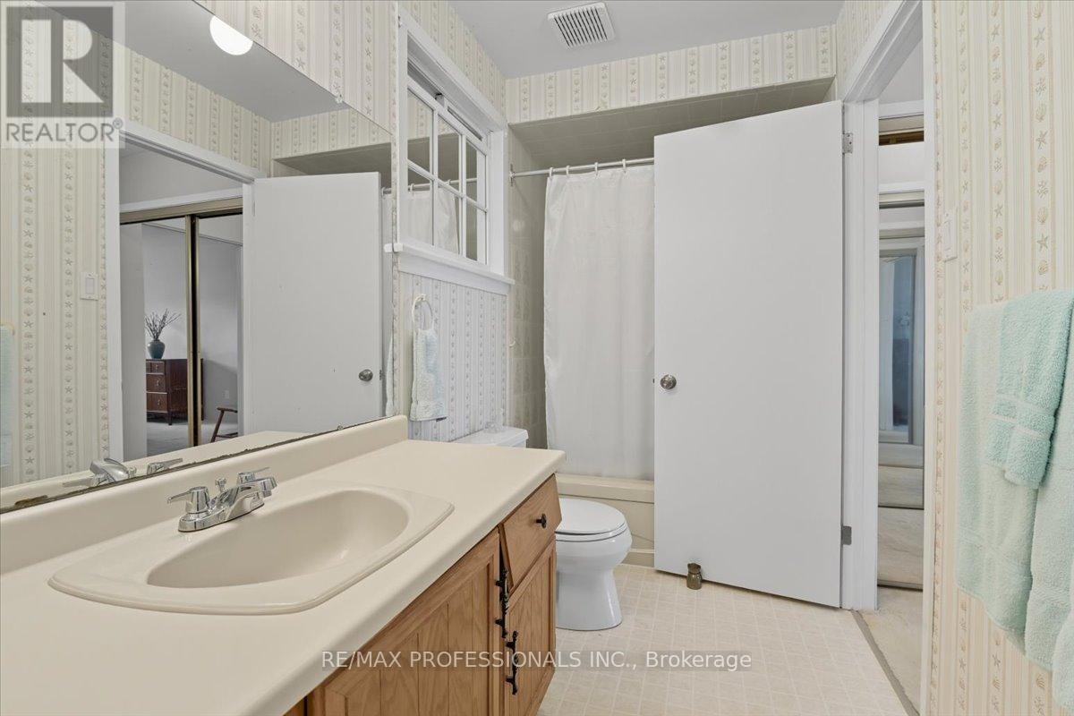 369 The Captain's Cor, Kawartha Lakes (Bobcaygeon), Ontario  K0M 1A0 - Photo 31 - X12445048