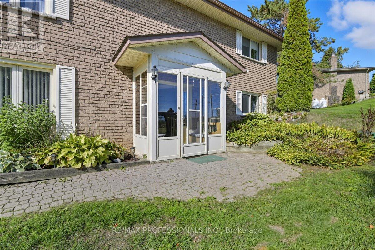 369 The Captain's Cor, Kawartha Lakes (Bobcaygeon), Ontario  K0M 1A0 - Photo 6 - X12445048