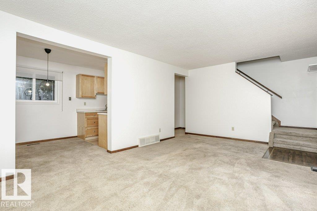 18476 62b Av Nw Nw, Edmonton, Alberta  T5T 2N7 - Photo 5 - E4460748