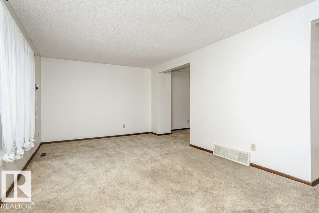 18476 62b Av Nw Nw, Edmonton, Alberta  T5T 2N7 - Photo 4 - E4460748