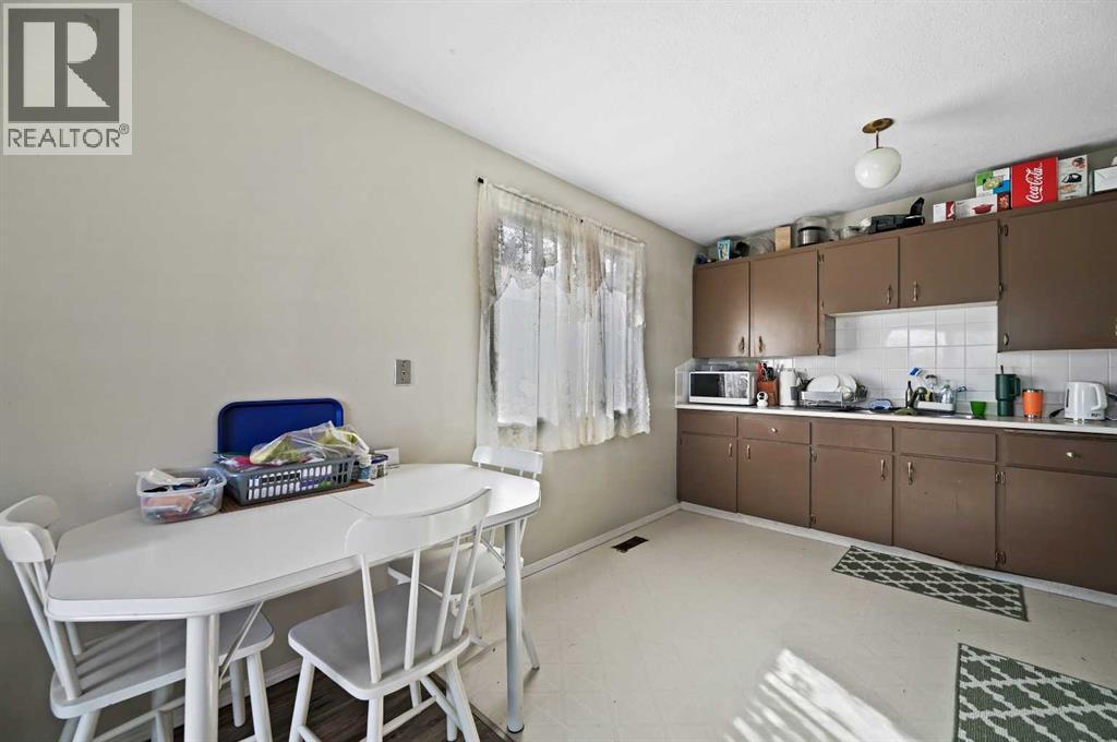 11203 6 Street Sw, Calgary, Alberta  T2W 0E9 - Photo 14 - A2261330