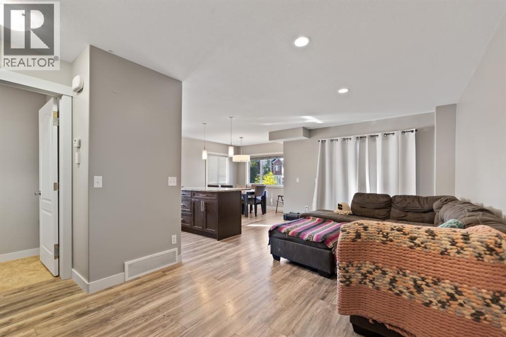 803 Redstone View Ne, Calgary, Alberta  T3N 0M9 - Photo 7 - A2261222