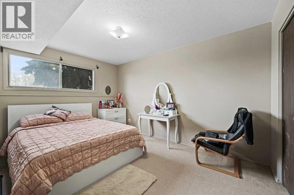 11203 6 Street Sw, Calgary, Alberta  T2W 0E9 - Photo 18 - A2261330